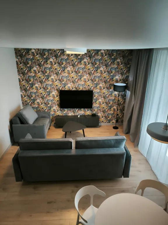 Квартира с дизайнерским ремонтом — аренда посуточно в Барнаул