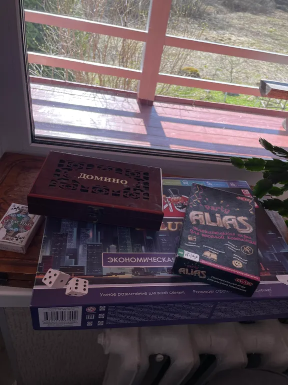 Дом в уникальном месте на берегу озера