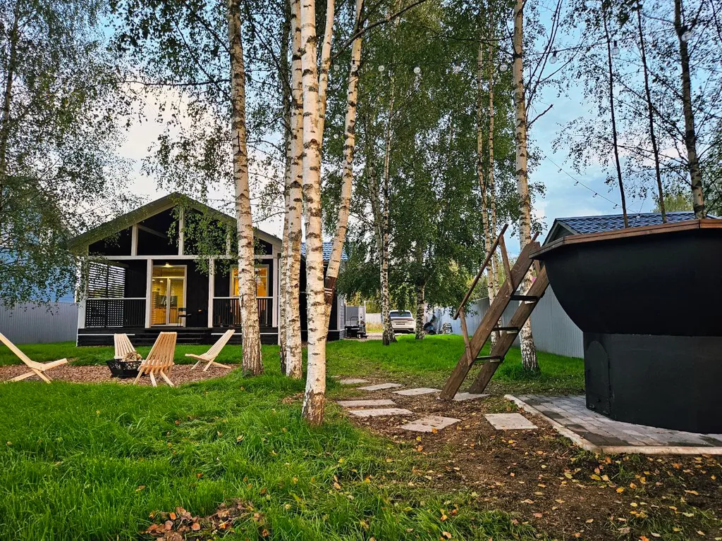 Уютный домик с большой террасой