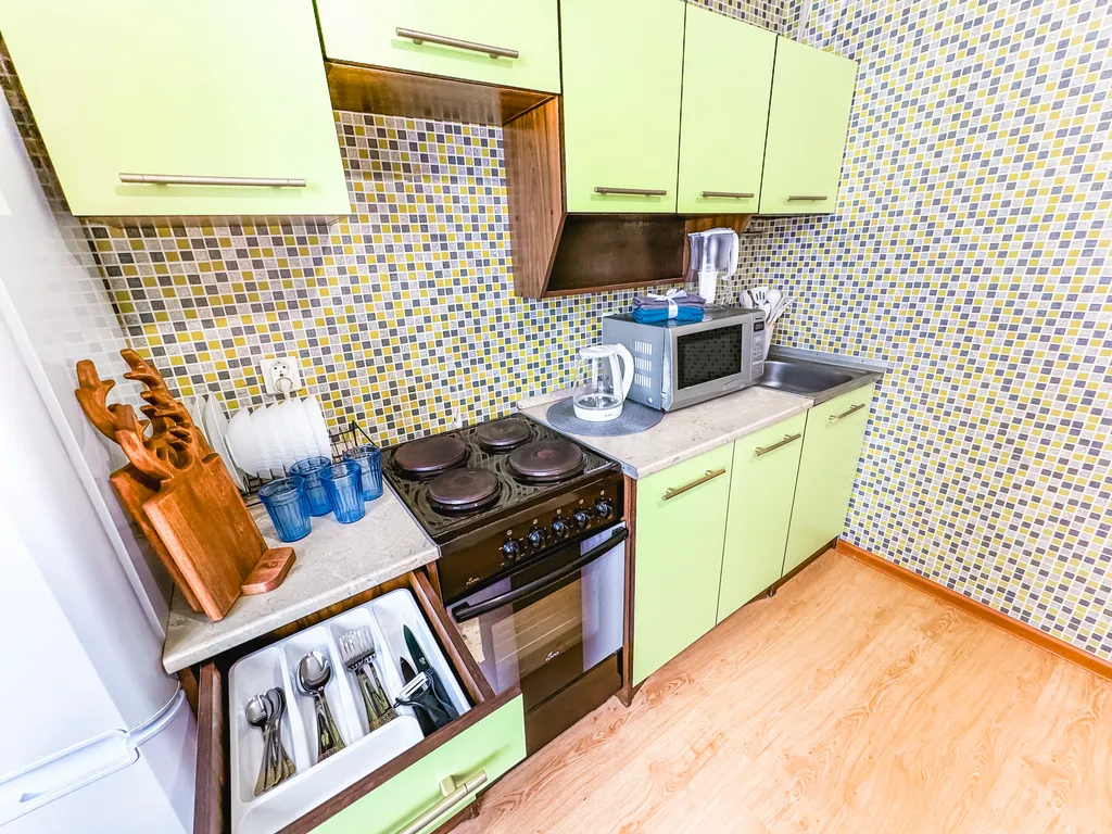 Квартира Просторная квартира с современным дизайном и мягкой мебелью — Лобня