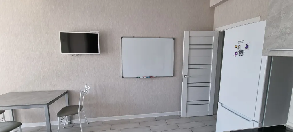 Квартира Просторная светлая квартира с большим балконом и видом на море, горы, закат — Геленджик