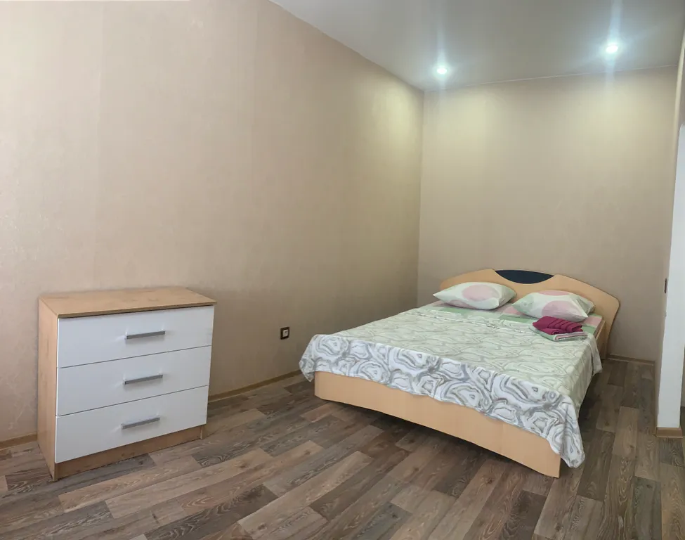 Квартира в центре, ЖД — аренда посуточно в Тюмень