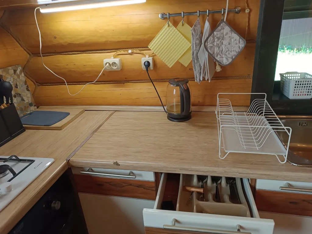 Дом с пианино