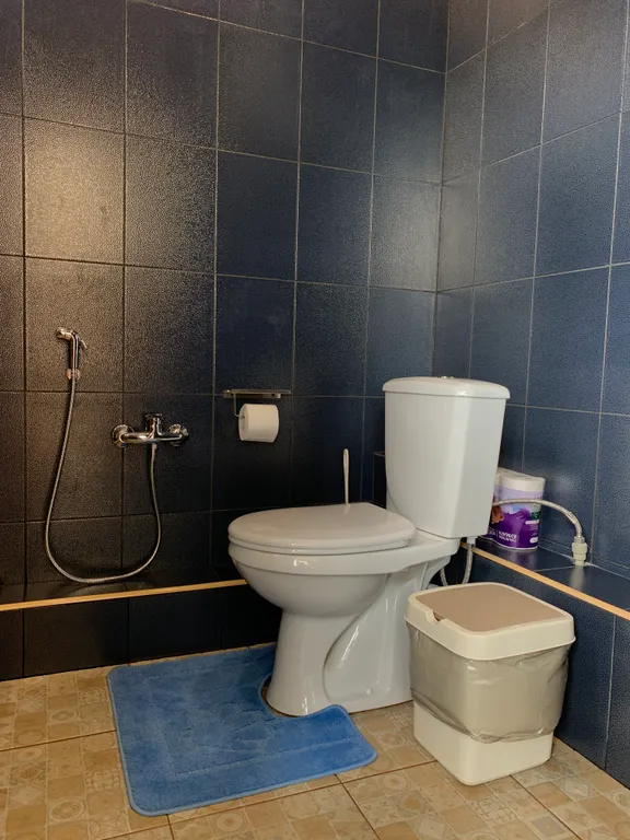 Коттедж Коттедж Просторные трехкомнатные апартаменты с двумя изолированными спальнями — Сухум