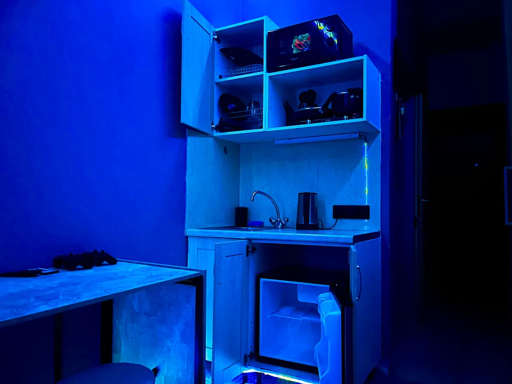 Квартира Квартира Уютная студия в самом центре с кинотеатром и приставкой с джостиками — Санкт-Петербург