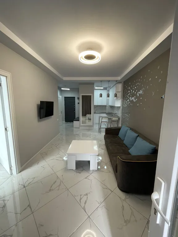 Квартира Светлая стильная квартира с 3 комнатами — Батуми