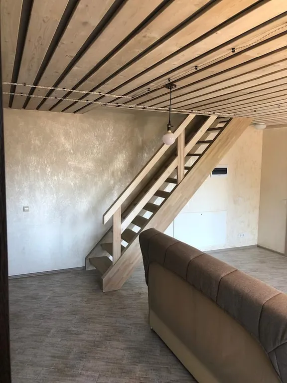 Двухуровневая квартира с панорамным видом в центре