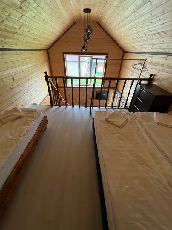 Домик с кухней на первом этаже