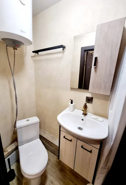 Новая студия в новом доме чистая