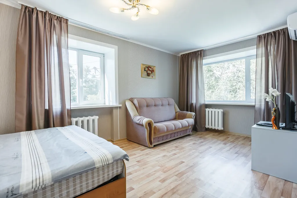 Уютная квартира рядом с городской набережной