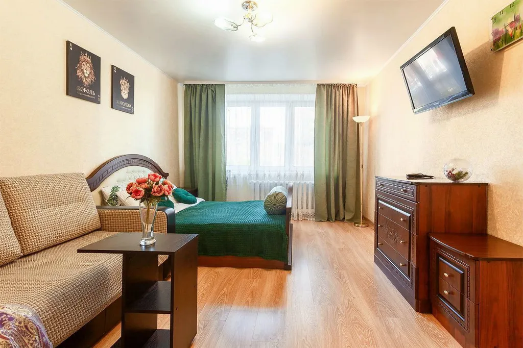 Квартира 1-комнатная квартира у гипермаркета Окей — Тюмень