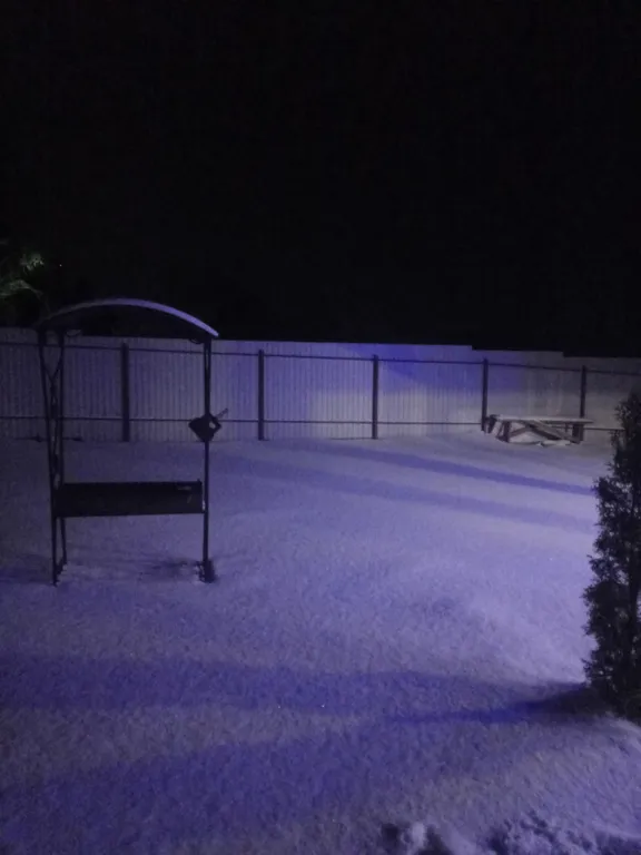 Домик у озера