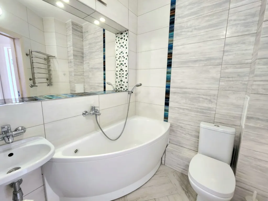 Романтичная светлая студия + велосипеды