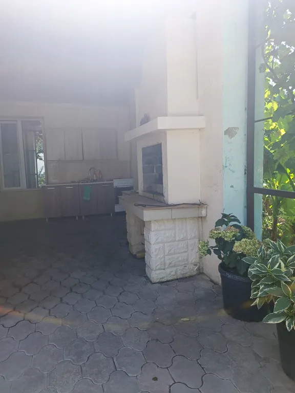 Часть дома с бассейном