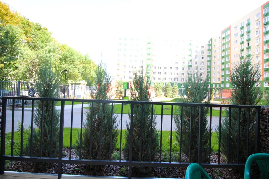 Комфортная студия в доме Привилегия со двором парком