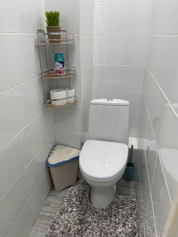 Апартамент с новым ремонтом возле ж/д вокзала