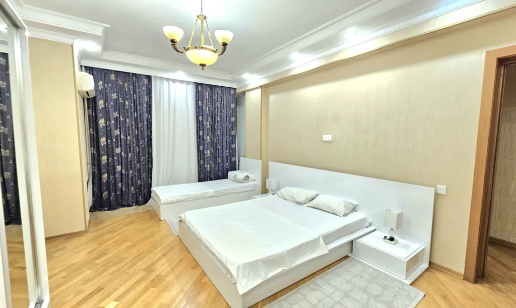 4-комнатная Квартира