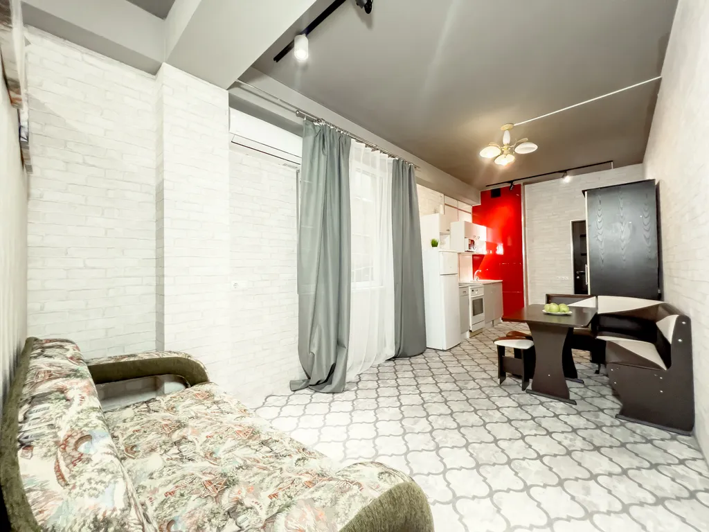 Квартира в тихом центре Адлера рядом с морем