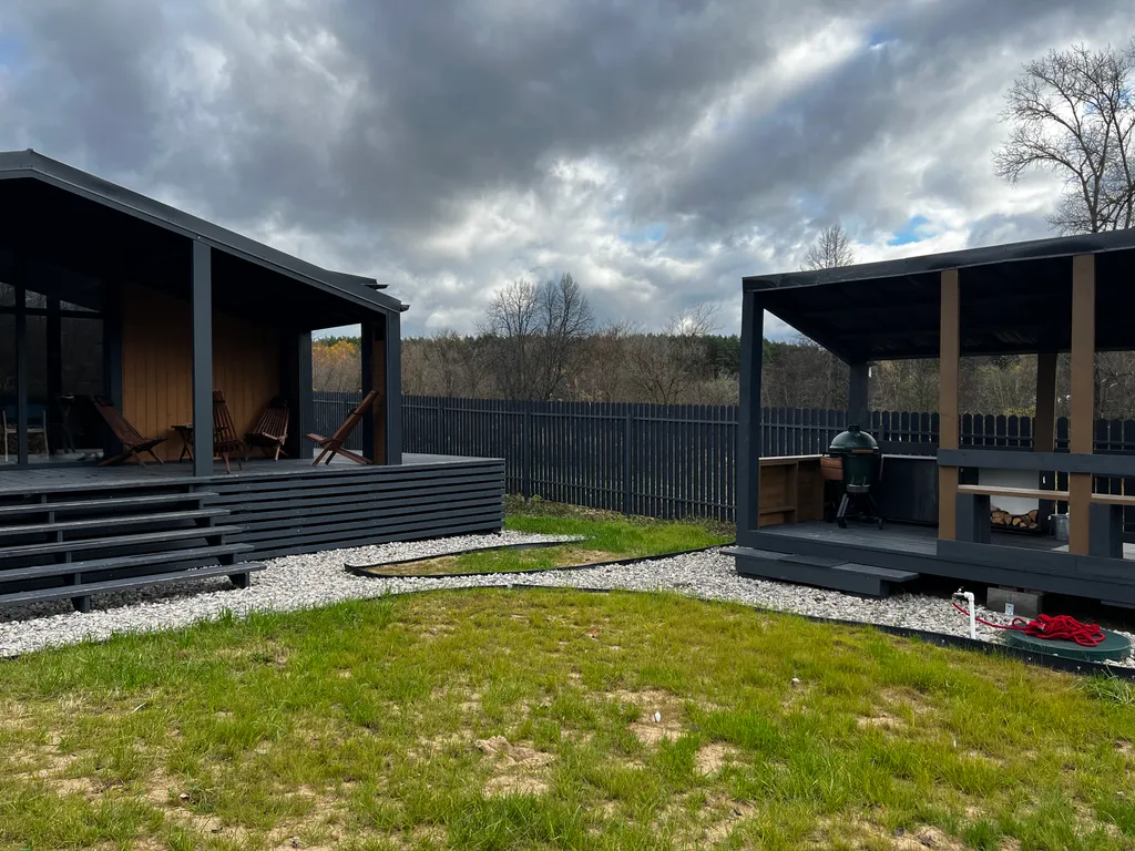 Дом на берегу пруда в Эко-местечке с банным чаном