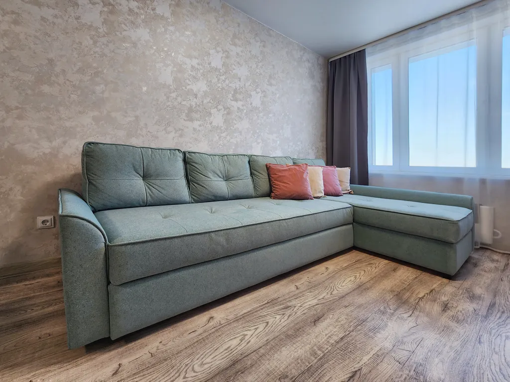 3-комнатная на Взлетке возле ТРЦ Планета