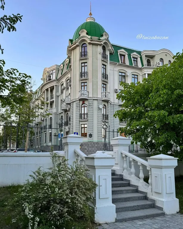Идеальное утро с видом на Черное озеро