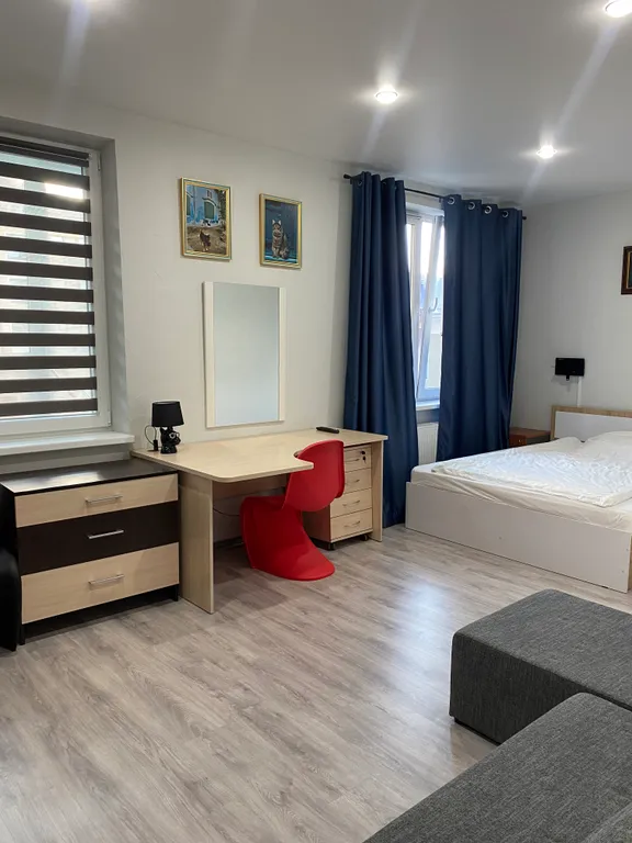 Квартира коммунальная двухкомнатная