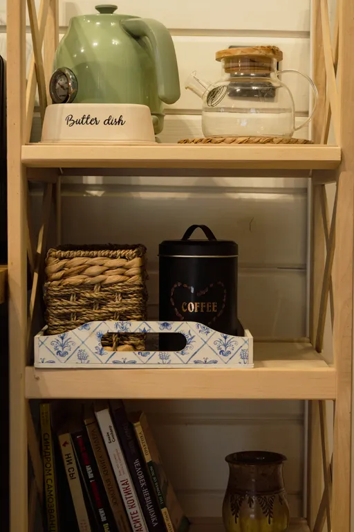 Уютный домик с горячей купелью, в окружении соснового леса