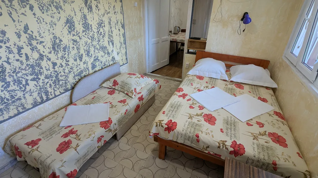 Дом рядом с парковой зоной