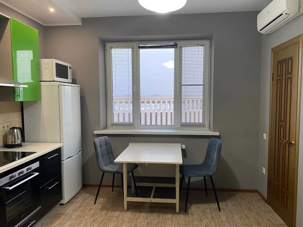 Квартира Квартира с видом на парк Галицкого и стадион Краснодар — Краснодар