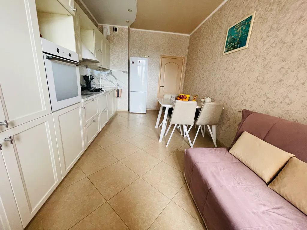 Двухкомнатная квартира рядом с морем