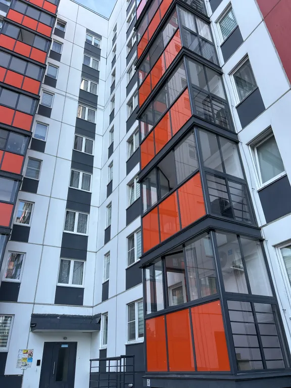 Уютная квартира находится рядом с центром города, ж/д вокзалом