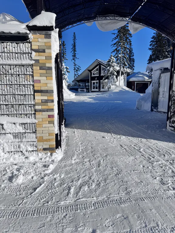 Коттедж в стиле Лофт недалеко от горы