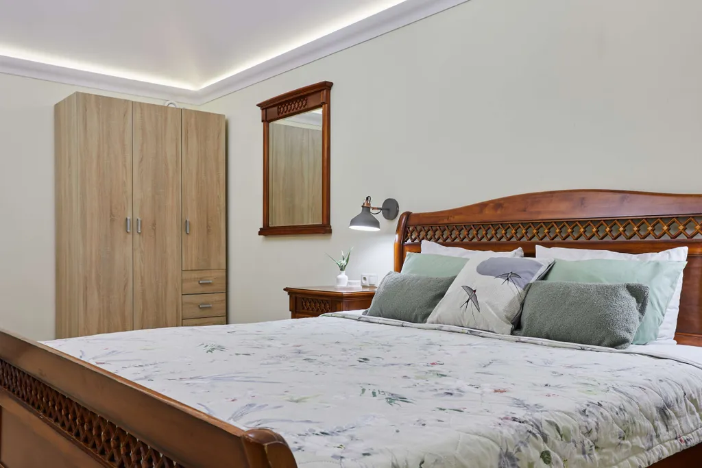 Однушка у медного всадника и набережной