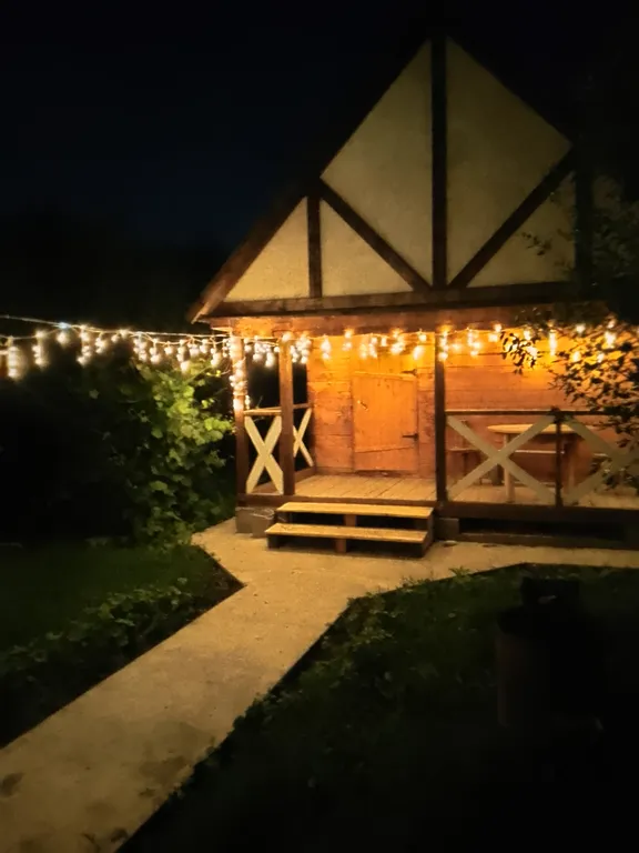 Большой дом с камином и новой баней