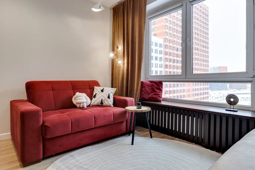 Большая уютная студия на 4х рядом с метро