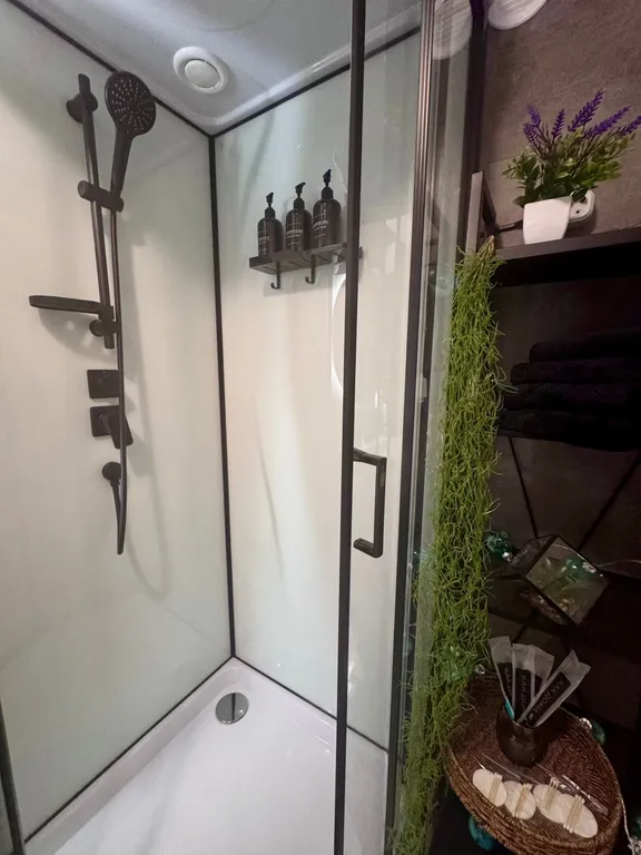 Дом афрейм с чаном