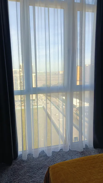 Новенькая студия с шикарным видом с панорамного окна на 20м этаже