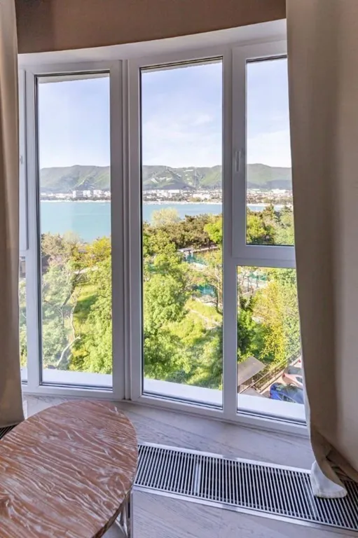 2-комнатная квартира с террасой и красивым видом