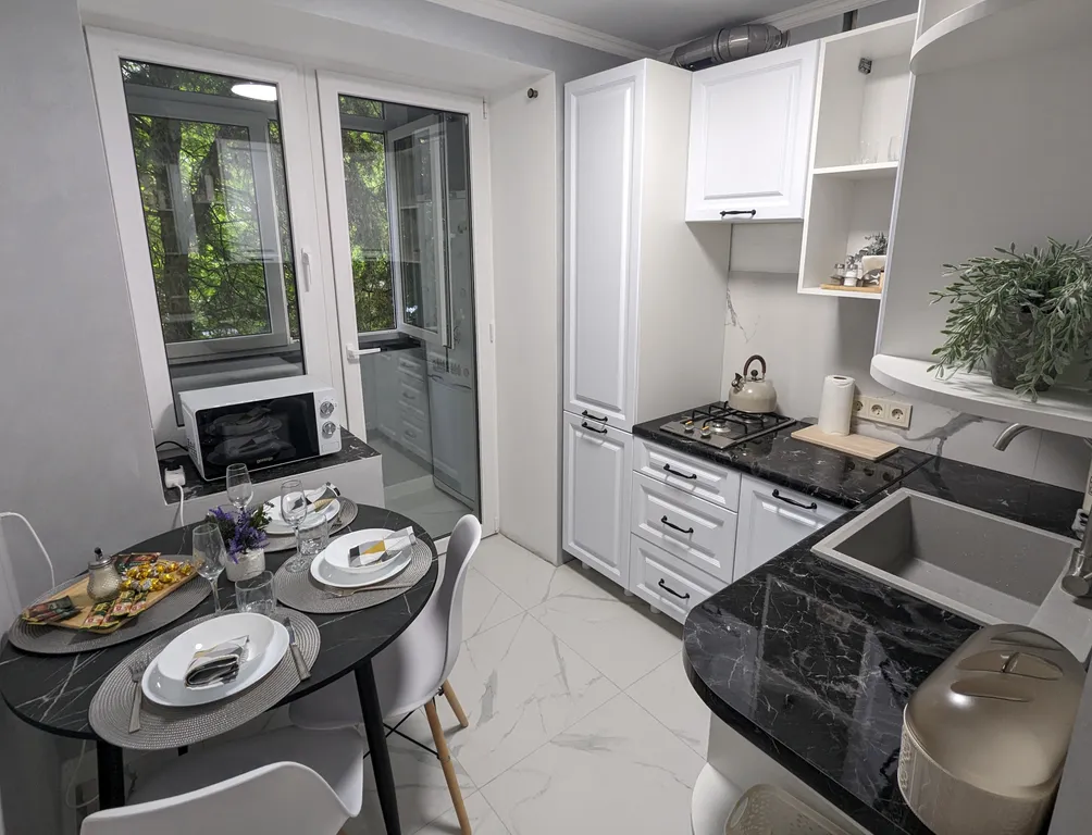 Уютная 2х комнатная квартира с ремонтом в тихой курортной зоне