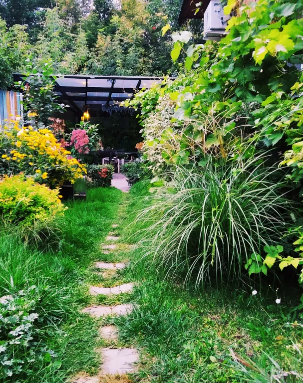 Коттедж Удивительный дом в центре, первый этаж целиком, мангал — Казань