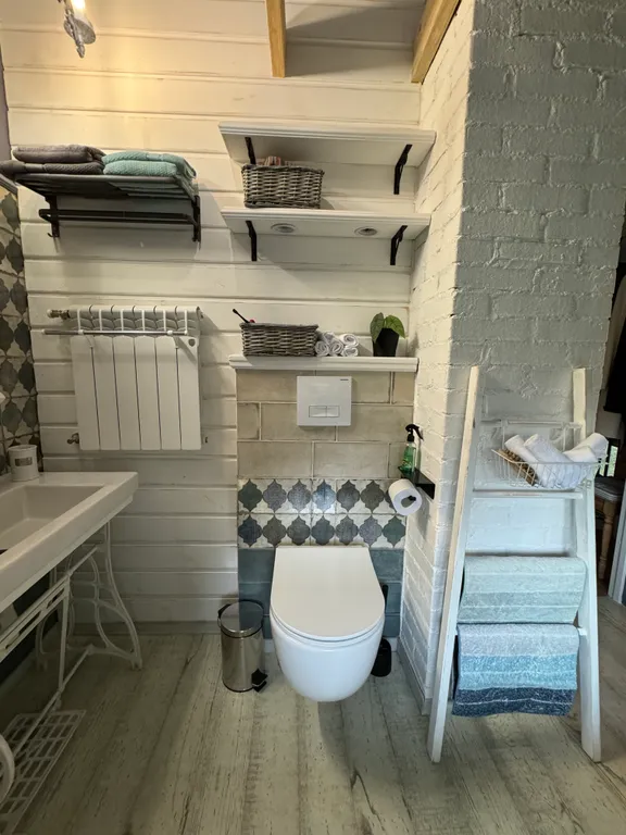 Двухуровневые апартаменты 33/3 house с камином и мангалом