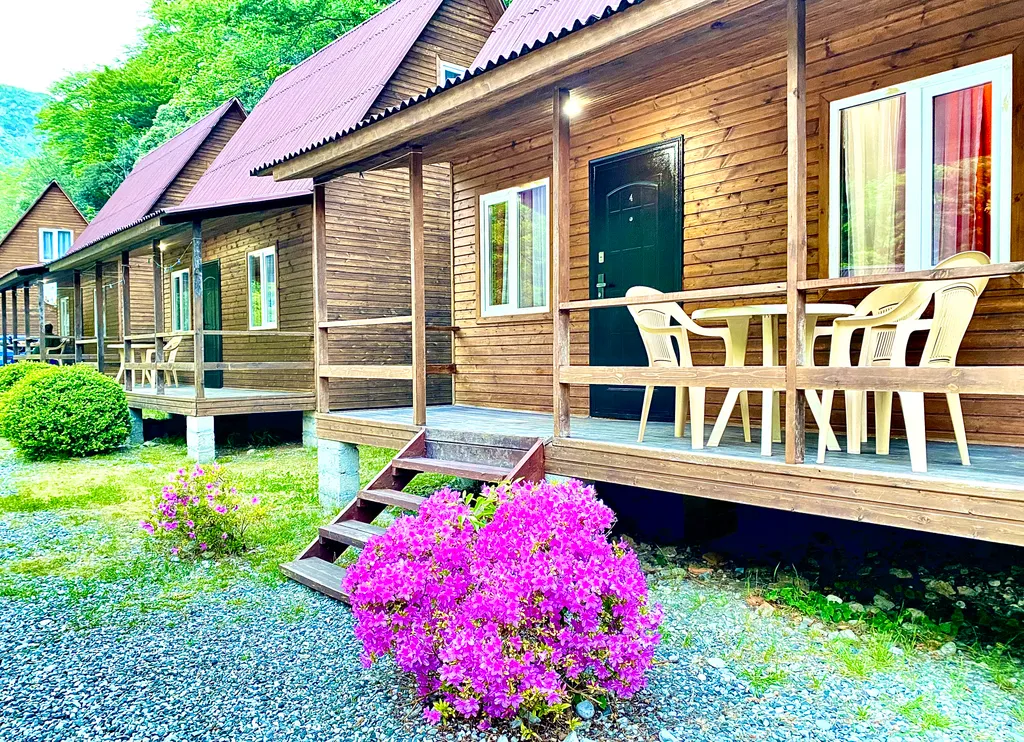 Коттедж Дом Holiday Park — Гагра