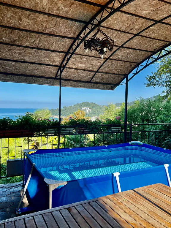 Дом с видом на море