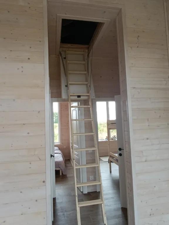 Уютный новый 2-этажный дом в 10 минутах от моря + Автомобиль