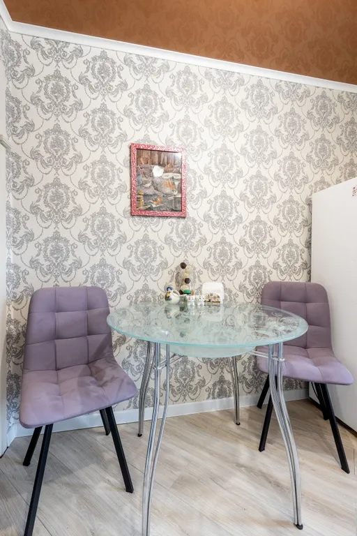 Пряничный домик в центре