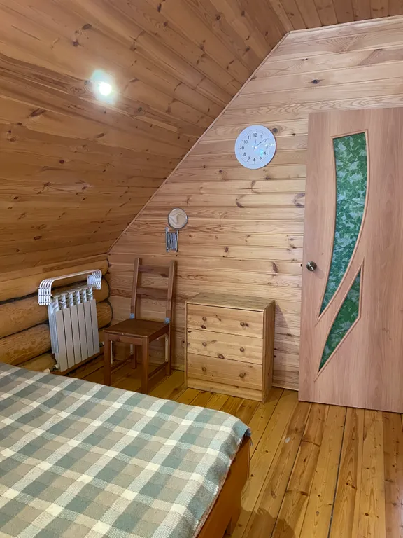 Теремок в горах бревенчатый дом и баня