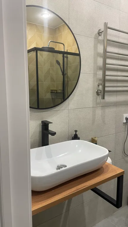 Квартира Студия с дизайнерским ремонтом и красивым видом на горы — Адлер