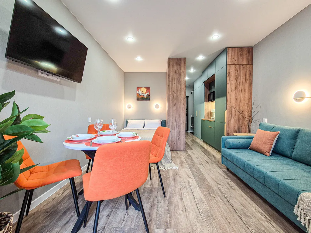 Студия с видом на реку