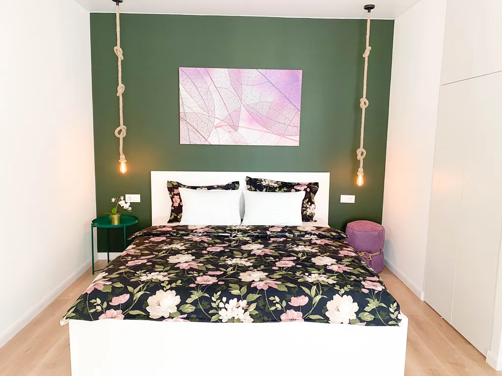 Дизайнерские апартаменты у Парка Победы