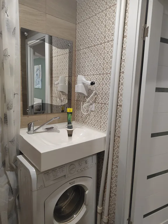 Уютная студия 17 кв/м с балконом, до метро 10 минут пешком